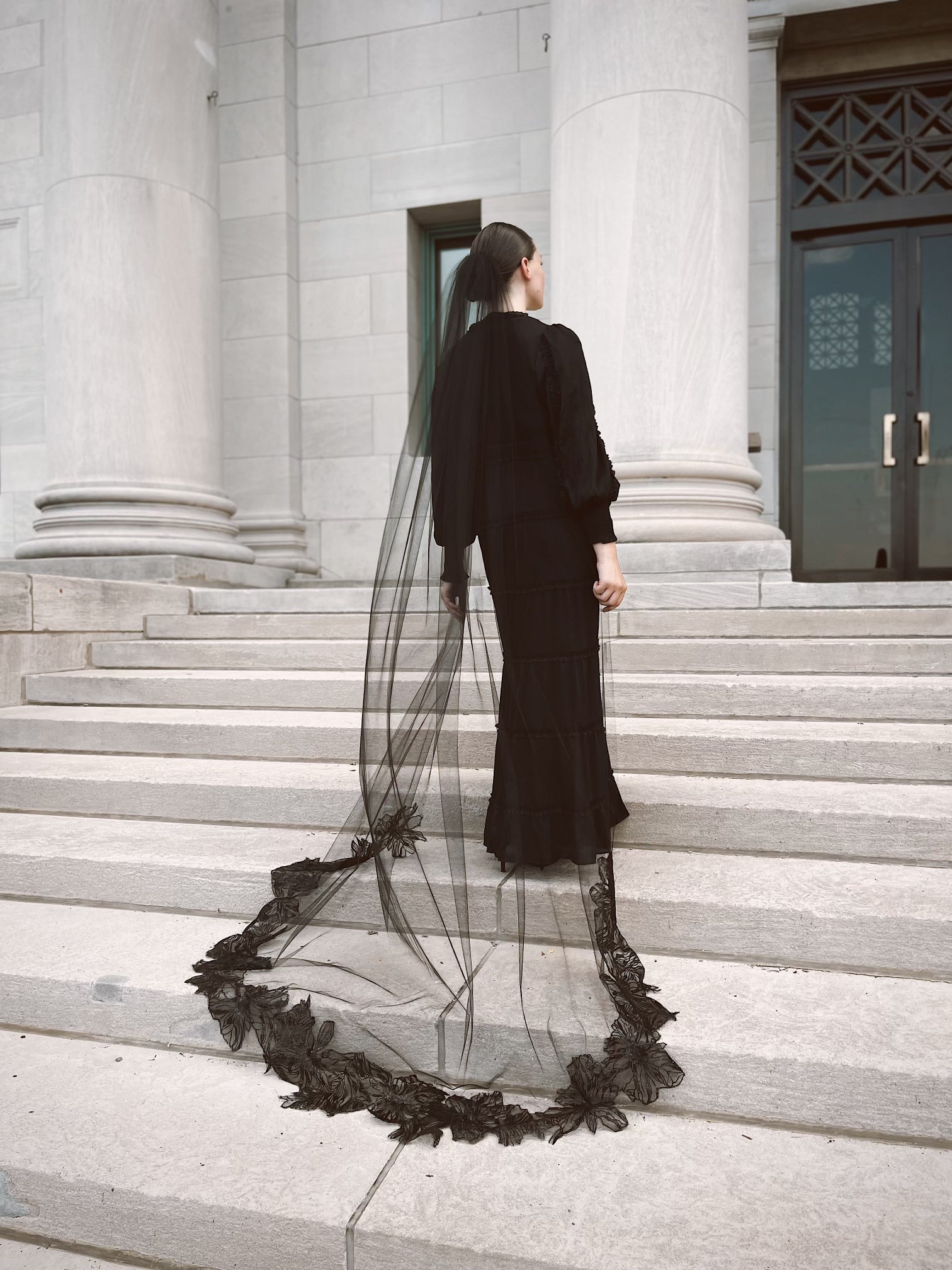 Dahlia Veil - Chapel Length